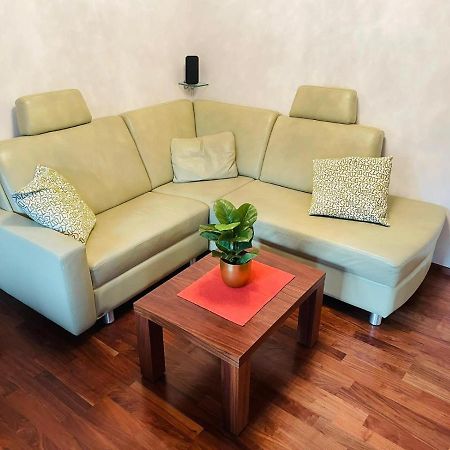 Super Deluxe Apartment - Near U6, U3 In City Center Відень Екстер'єр фото