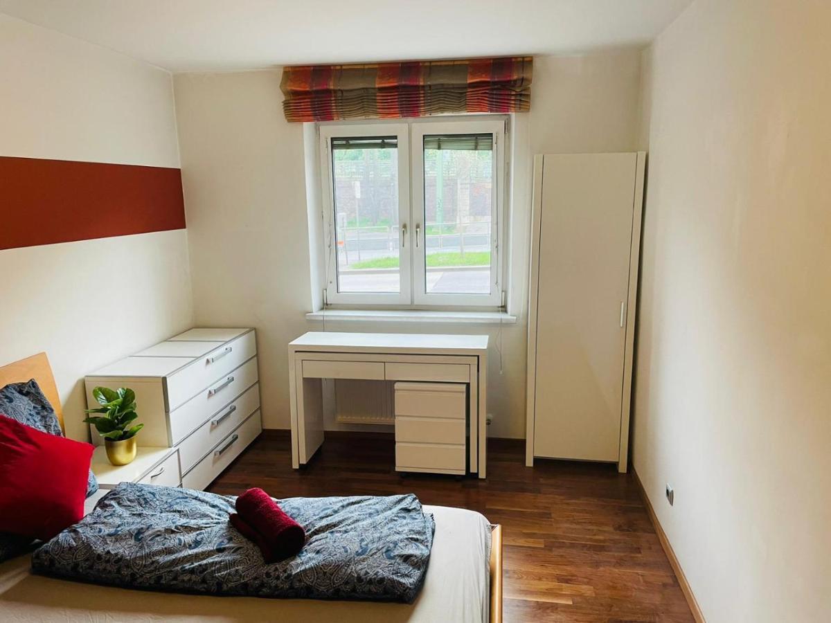 Super Deluxe Apartment - Near U6, U3 In City Center Відень Екстер'єр фото
